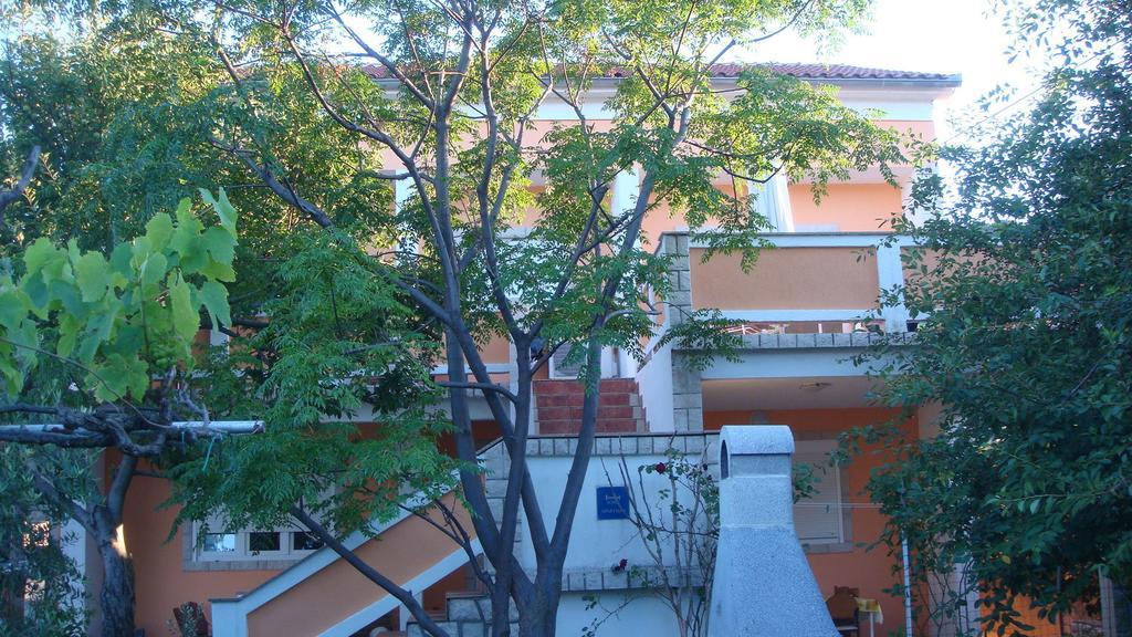 Apartments Valentino Супетарска-Драга Экстерьер фото