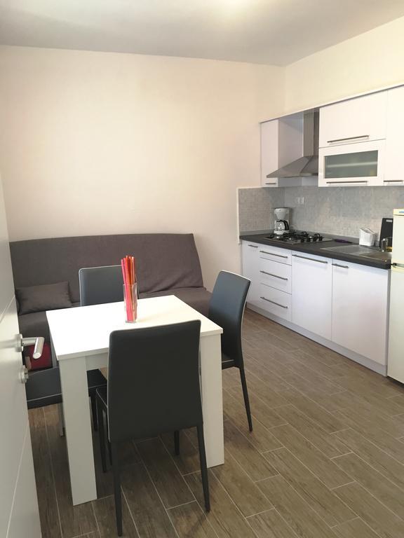 Apartments Valentino Супетарска-Драга Экстерьер фото