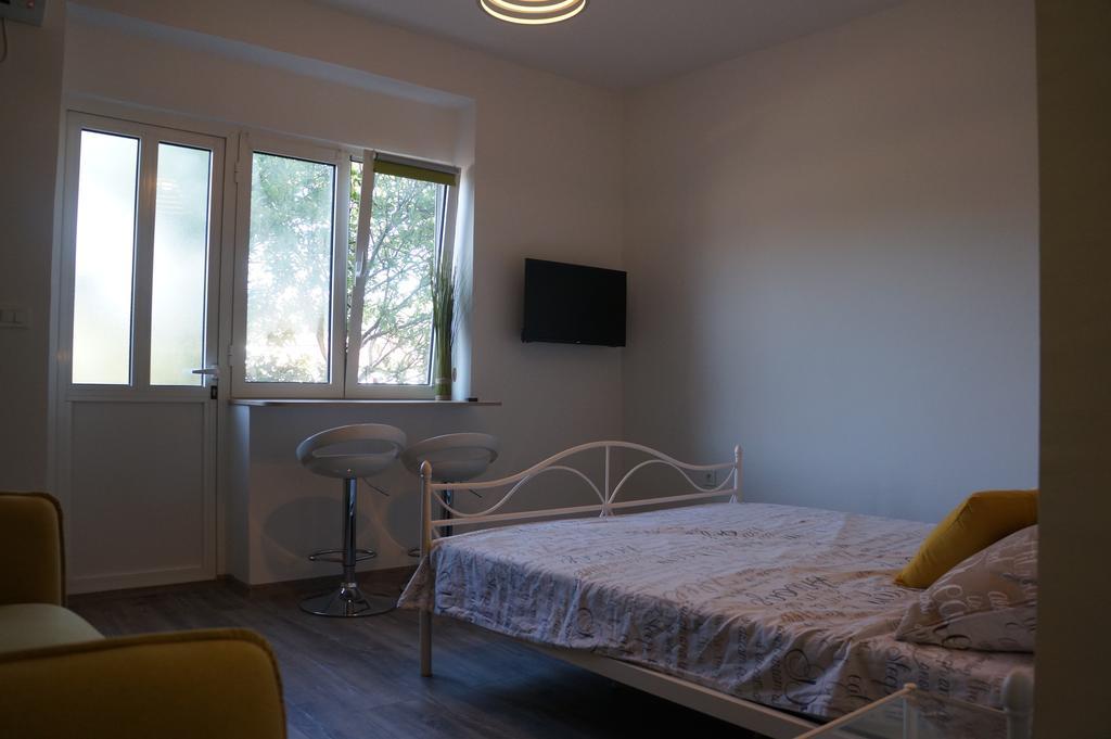 Apartments Valentino Супетарска-Драга Экстерьер фото